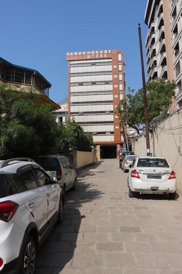 Hotel Sarweshwary Varanasi Exterior photo